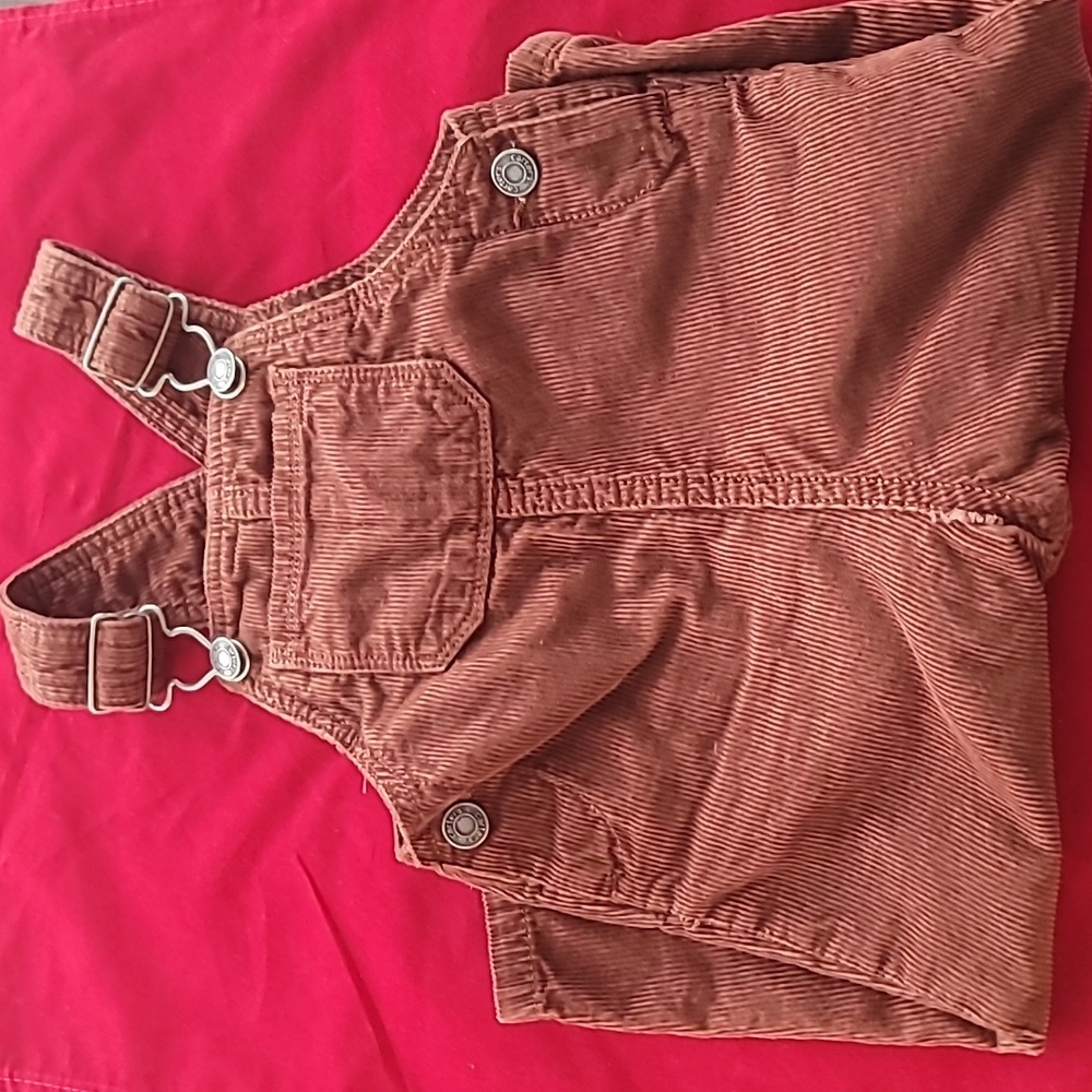 Pre-Owned Carter’s Brown Corduroy Bib Overalls-Cozy and Stylish (Size 9 months) - Picture 6 of 9